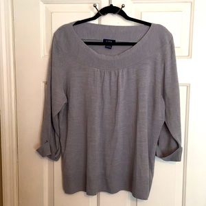 Lightweight sweater